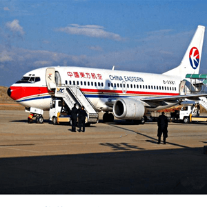 东阳横店航空托运航空快运业稳步发展的原因是什么？